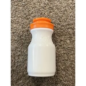 Vintage Milk Glass Tang‎ Jar Canister Embossed Daisies Orange Plastic Lid